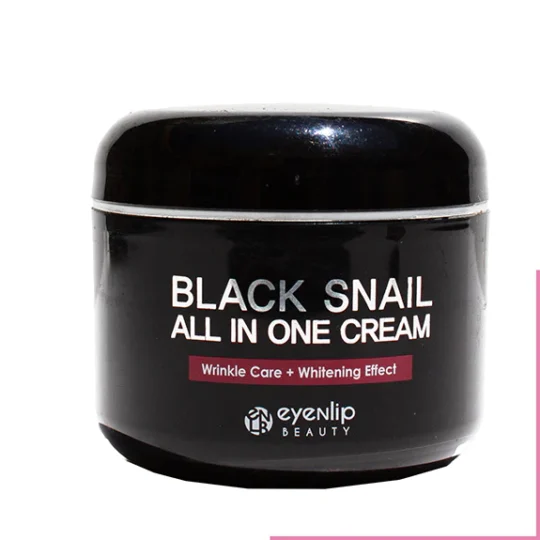 La crema coreana de limpieza Black Snail All In One Cream de 100ml tiene varias características destacadas